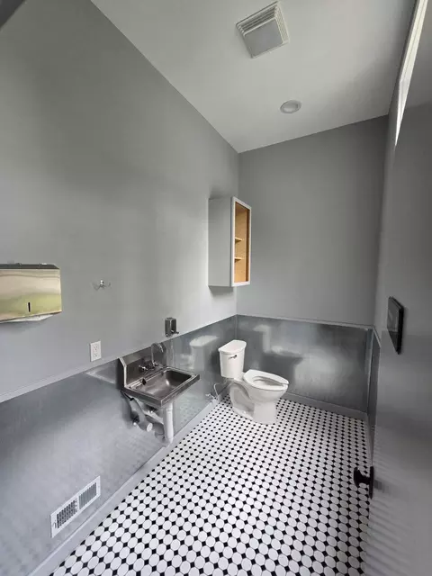 Bath - 313 G St, La Porte, IN 46350 photo 6 of 7