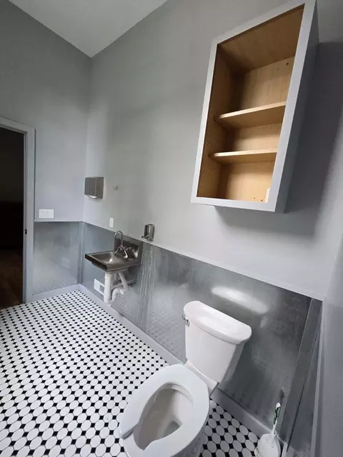 Bath - 313 G St, La Porte, IN 46350 photo 5 of 7