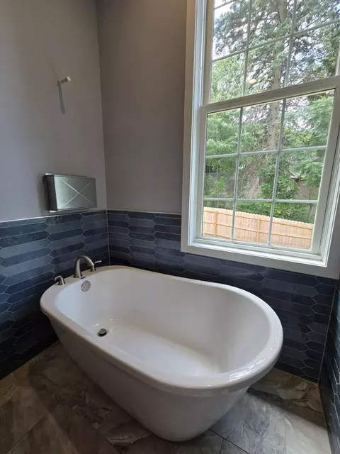 Bath - 313 G St, La Porte, IN 46350 photo 3 of 7