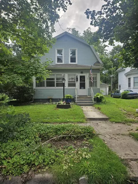 112 Woodward St, La Porte, IN 46350