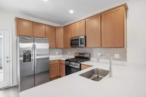 Kitchen - 13057 Carolina St, Crown Point, IN 46307 photo 3 of 3