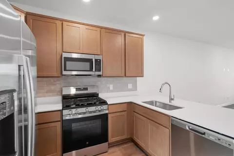 Kitchen - 13057 Carolina St, Crown Point, IN 46307 photo 2 of 3