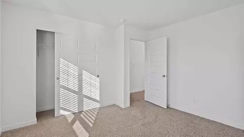 Bedroom - 38 Maximillian Dr, Hobart, IN 46342 photo 12 of 15