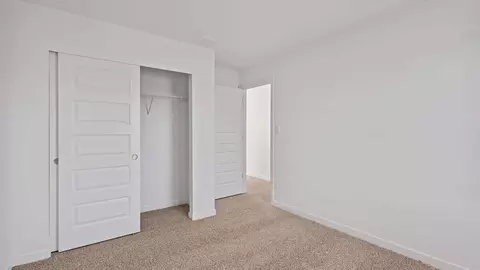 Bedroom - 38 Maximillian Dr, Hobart, IN 46342 photo 10 of 15
