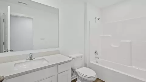 Bath - 38 Maximillian Dr, Hobart, IN 46342 photo 1 of 3