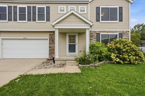 Exterior - 13984 Empress Ln, Dyer, IN 46311 photo 4 of 13
