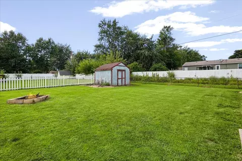 Exterior - 770 Mohawk Dr, Lowell, IN 46356 photo 4 of 5