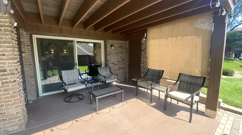Exterior - 2523 E Lakeshore Dr #C-17, Crown Point, IN 46307 photo 6 of 16