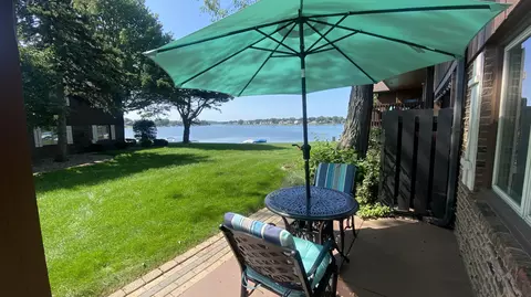 Exterior - 2523 E Lakeshore Dr #C-17, Crown Point, IN 46307 photo 2 of 16