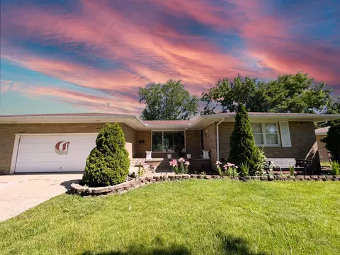 430 E 54th Ave, Merrillville, IN 46410