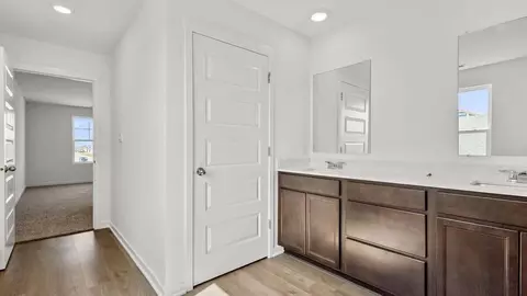 Entry Way - 7621 W 107th Pl, Crown Point, IN 46307 photo 1 of 2