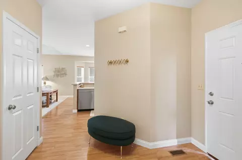 Entry Way - 7535 E 103rd Ave, Crown Point, IN 46307 photo 1 of 3