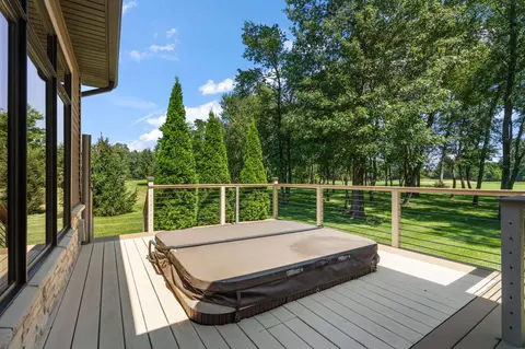 Exterior - 10929 Bunker Dr, De Motte, IN 46310 photo 8 of 20
