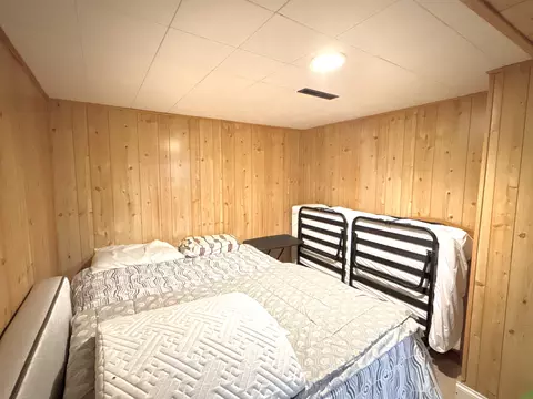 Bedroom - 2606 Birch Ave, Whiting, IN 46394 photo 5 of 7
