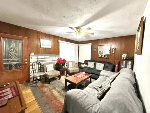 Living - 2606 Birch Ave, Whiting, IN 46394 photo 4 of 4
