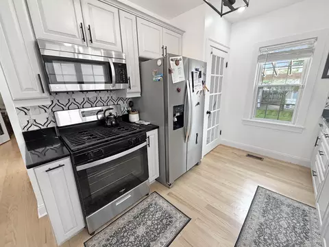 Kitchen - 1342 Lake Ave, Whiting, IN 46394 photo 2 of 3
