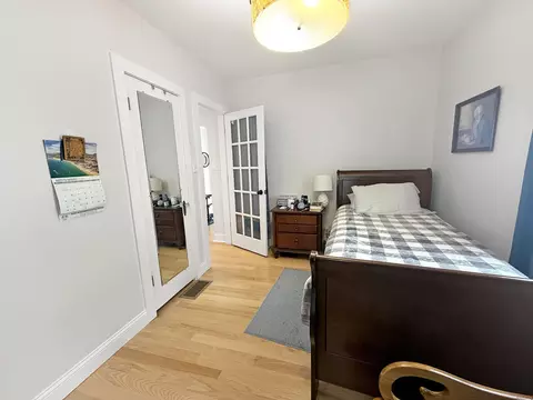 Bedroom - 1342 Lake Ave, Whiting, IN 46394 photo 2 of 6