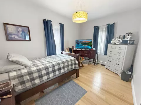 Bedroom - 1342 Lake Ave, Whiting, IN 46394 photo 1 of 6