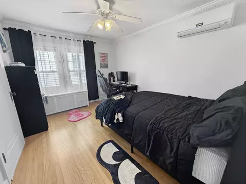 Bedroom - 1342 Lake Ave, Whiting, IN 46394 photo 6 of 6
