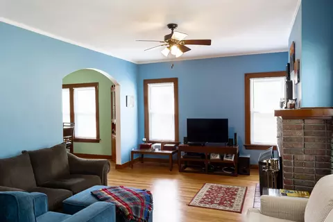 Living - 226 169th St, Hammond, IN 46324 photo 1 of 3