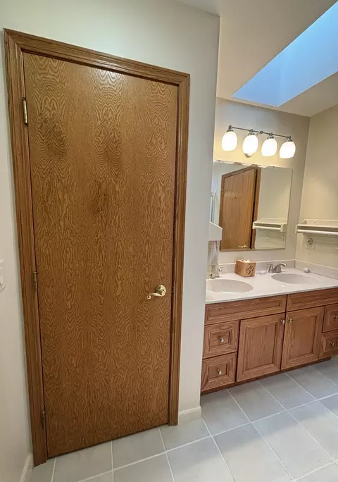 Bath - 345 W Eastland Cir, Lowell, IN 46356 photo 4 of 7