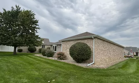 Exterior - 345 W Eastland Cir, Lowell, IN 46356 photo 4 of 8