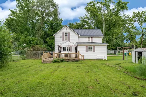 Exterior - 306 N High St, North Judson, IN 46366 photo 6 of 7
