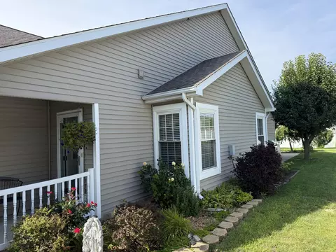 Exterior - 1712 E 106th Ave, Crown Point, IN 46307 photo 2 of 3