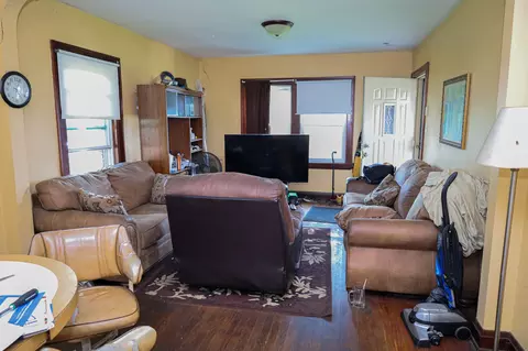 355 Lincoln St, Gary, IN 46402 photo 2