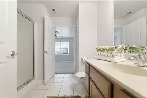 Bath - 629 Cambridge Ct #1-D, Munster, IN 46321 photo 2 of 2