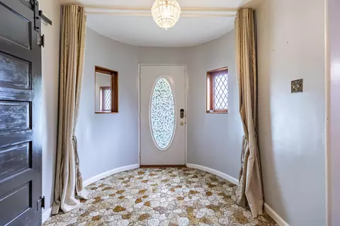 Entry Way - 604 213th St, Dyer, IN 46311 photo 1 of 5