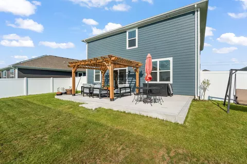 Exterior - 10370 Blaine St, Crown Point, IN 46307 photo 7 of 7