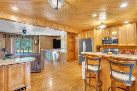 Kitchen - 9857 Silver Ct, De Motte, IN 46310 photo 2 of 4