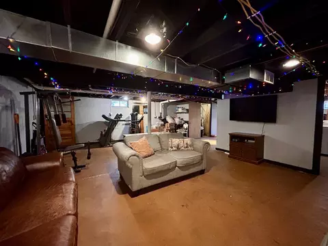 Living - 211 Carnation St, De Motte, IN 46310 photo 4 of 4