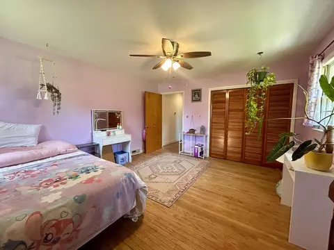 Bedroom - 211 Carnation St, De Motte, IN 46310 photo 4 of 5