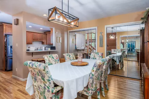 Dining - 9111 S 335, Brook, IN 47922 photo 1 of 2