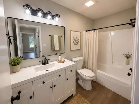 Bath - 741 S Broad St, Griffith, IN 46319 photo 5 of 5