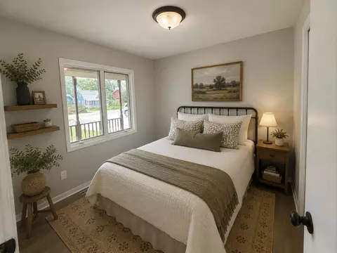 Bedroom - 741 S Broad St, Griffith, IN 46319 photo 3 of 6