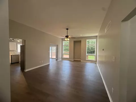 Living - 741 S Broad St, Griffith, IN 46319 photo 2 of 4