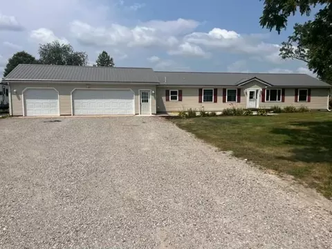 8630 N 900, Monticello, IN 47960