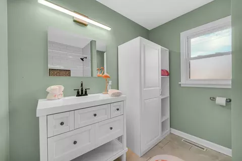 Bath - 519 E North St, Crown Point, IN 46307 photo 1 of 2