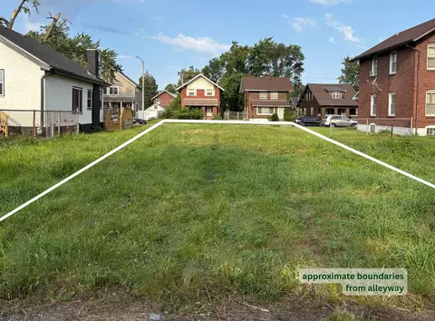 757 Pierce St, Gary, IN 46402 photo 2