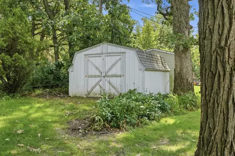 Exterior - 8041 Rhode Ct, Dyer, IN 46311 photo 2 of 4