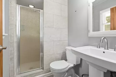 Bath - 8041 Rhode Ct, Dyer, IN 46311 photo 1 of 2