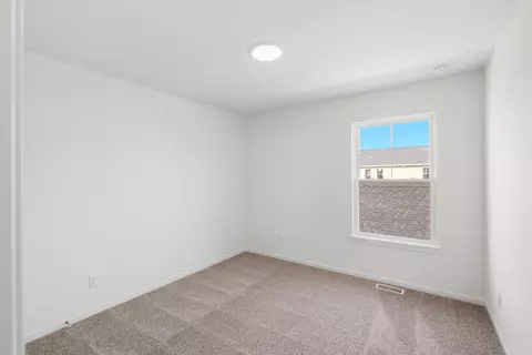 Bedroom - 1609 Parkside Ln #G, Dyer, IN 46311 photo 2 of 4