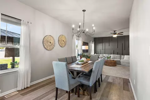 Dining - 11271 Elkhart Cir, Crown Point, IN 46307 photo 1 of 2