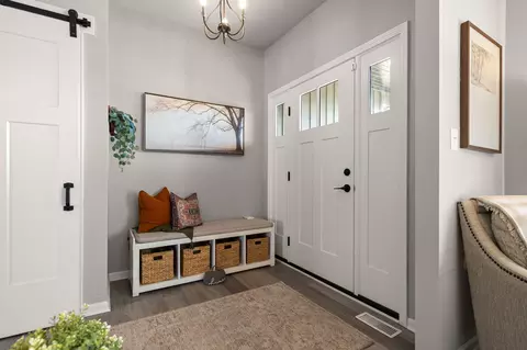 Entry Way - 11271 Elkhart Cir, Crown Point, IN 46307 photo 1 of 4