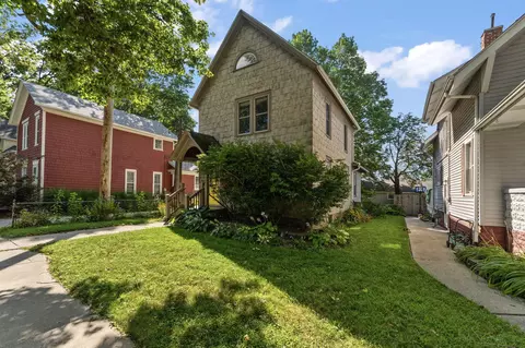 255 Jefferson St, Valparaiso, IN 46383