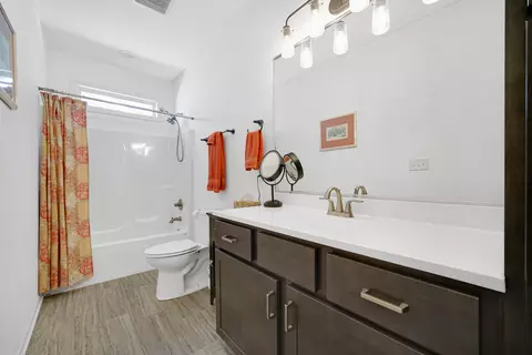Bath - 701 Verdano Ter, Crown Point, IN 46307 photo 3 of 3