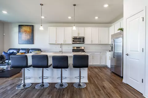 Kitchen - 10461 Pine Ln, Saint John, IN 46373 photo 4 of 4